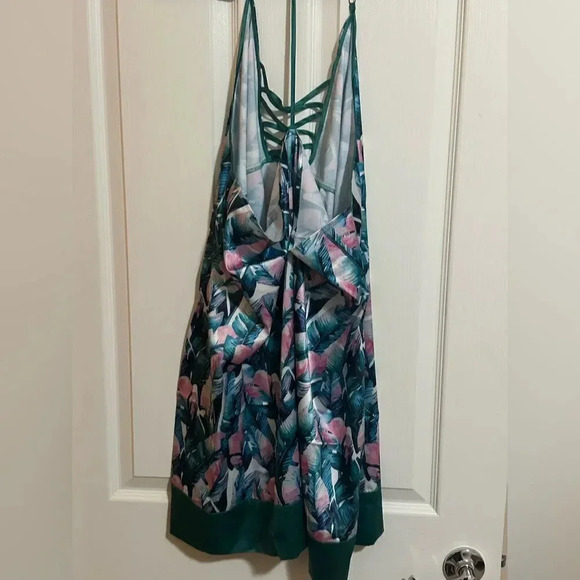 New-Plus Size Venus Sleep Chemise. Size 3X. - Picture 4 of 10